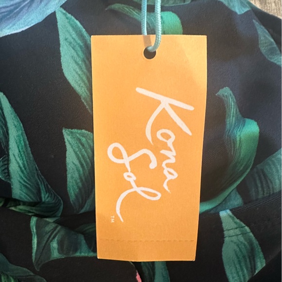 Kona Sol Black Tropical Palm One-Piece Swimsuit - Picture 9 of 11